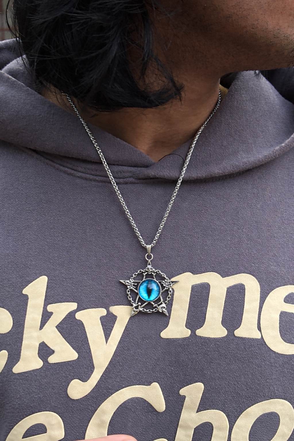 Abyss Eye Chain